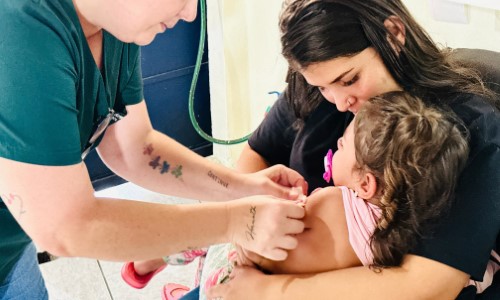 Pinheiral inicia vacinação nas creches municipais através do Programa Saúde na Escola